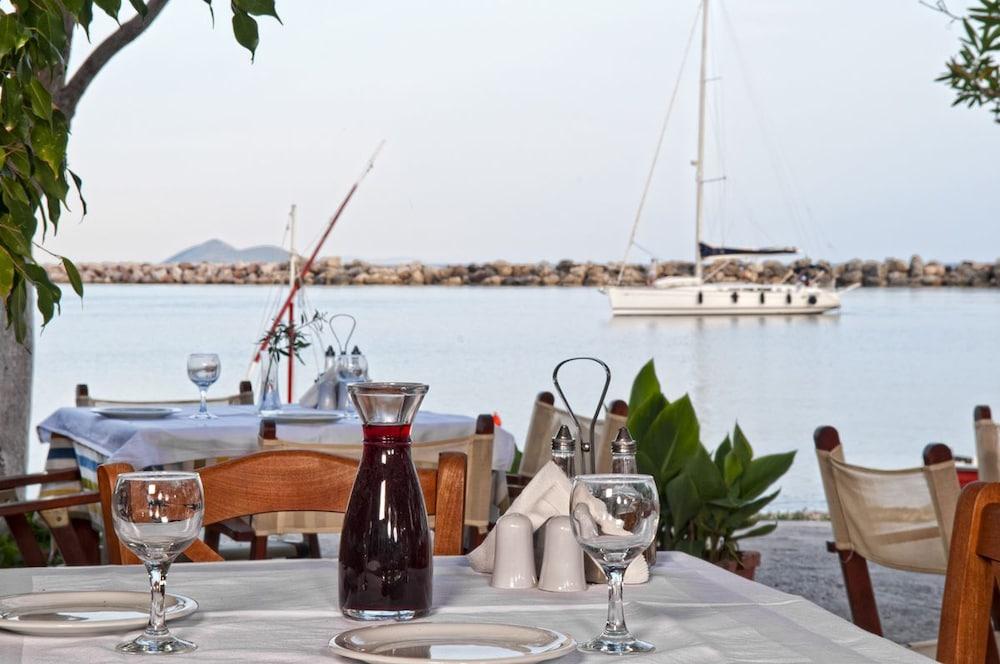 Kerkis Bay Hotel Marathokampos Bagian luar foto