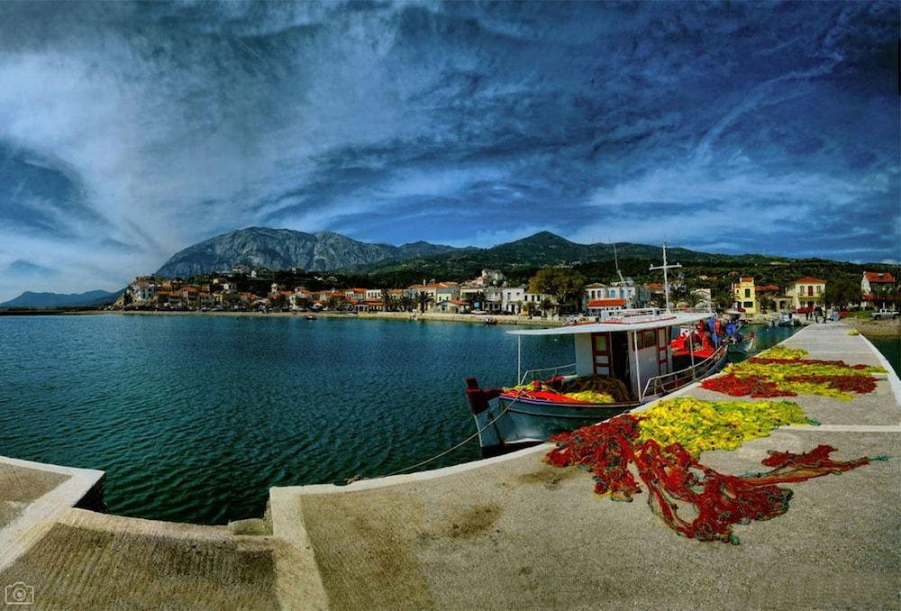 Kerkis Bay Hotel Marathokampos Bagian luar foto